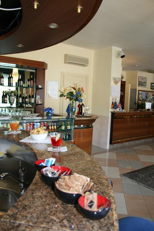 Hotel Royal 보사 외부 사진