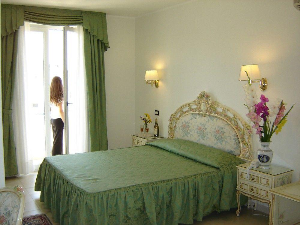 Hotel Royal 보사 객실 사진